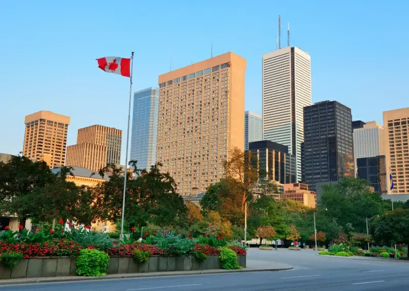 Thành phố Edmonton bang Alberta Canada, và 10 trung tâm mua sắm hàng đầu